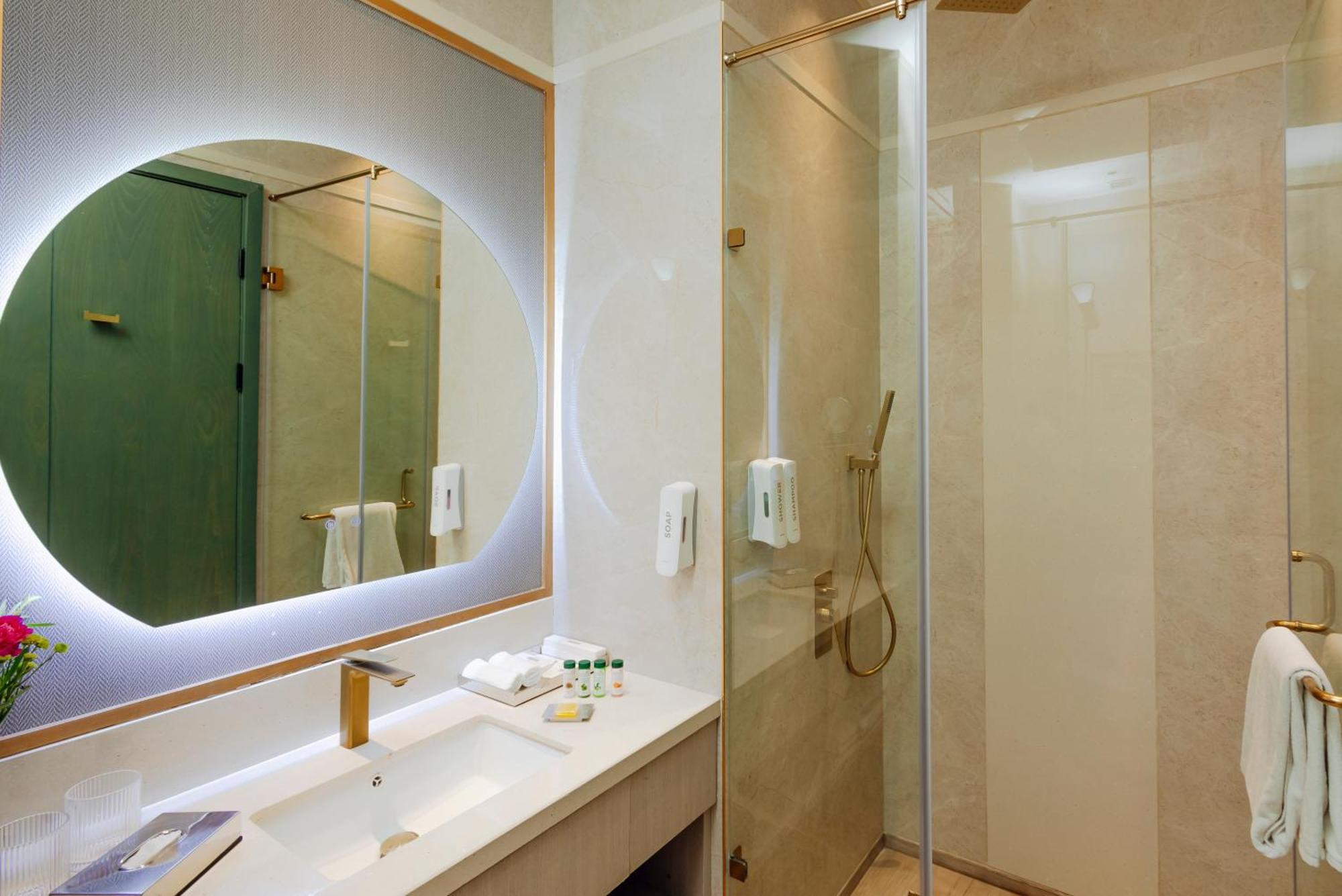 The Tivoli 5* New Delhi